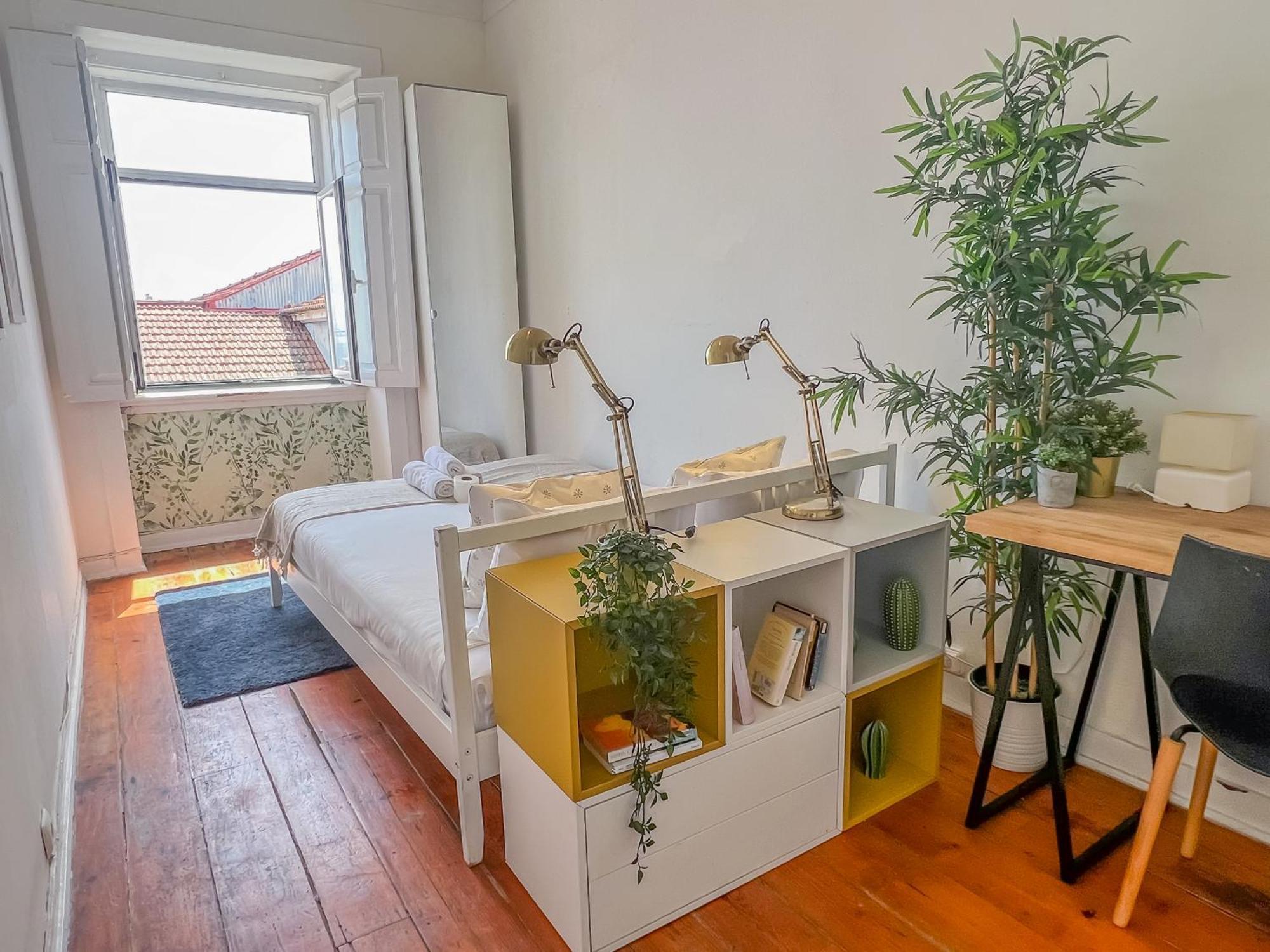 Stay As A Local! Santos Historical Guesthouse IV Lisbon Bagian luar foto